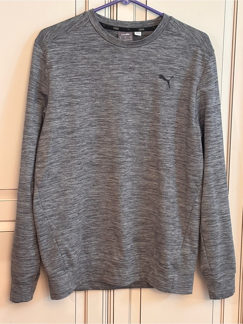 Puma Men's Gray Heather Crewneck long sleeve shirt- Size M